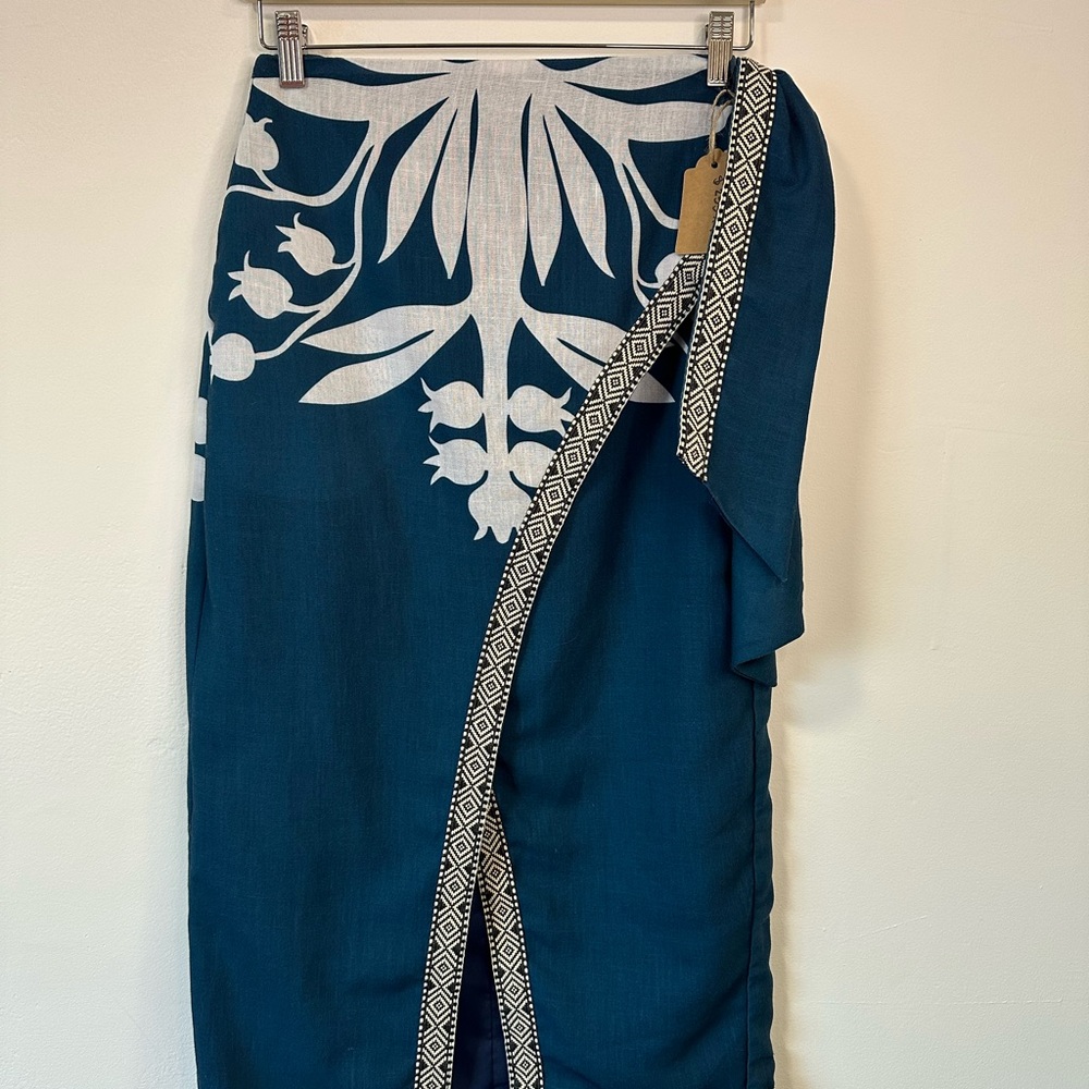 Chic Teal and White Sarong